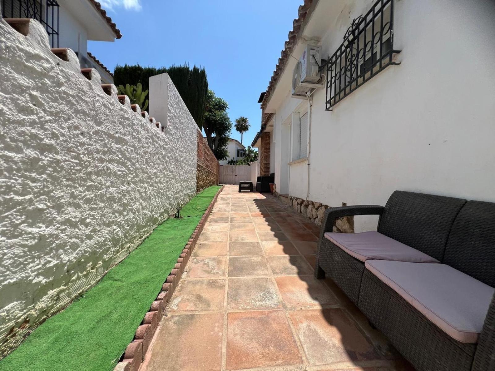 Apartamentos Playa del Palo Málaga Exterior foto